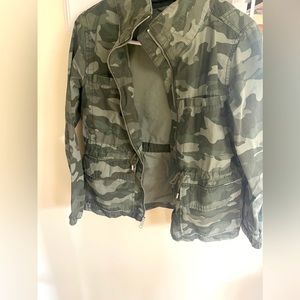 Women’s Camo Utility Jacket